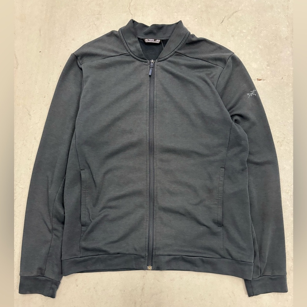 Arc'teryx Dark‎ Gray Full-Zip Jacket